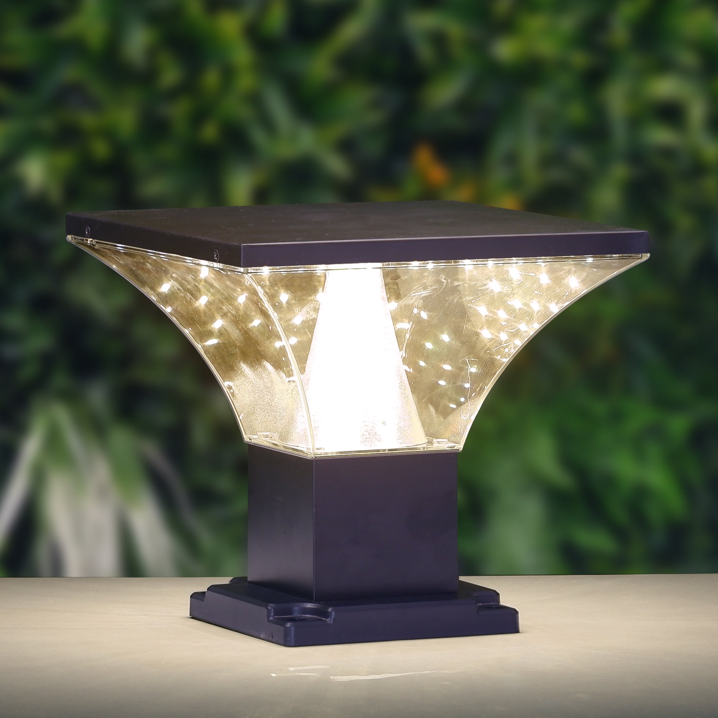 Bloom Solar LED Outdoor Gate Light